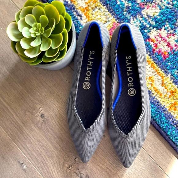 Rothy’s  the point size 8 gray woman’s flat shoes - Picture 2 of 9